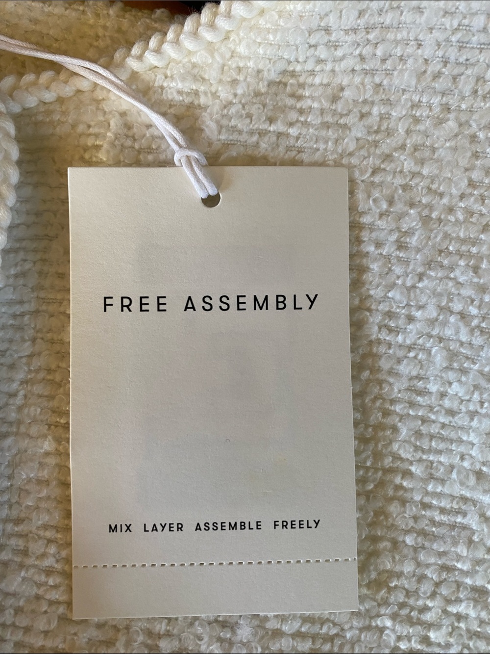 Free Assembly Elegant White Bouclé Button-Front Jacket - Picture 7 of 10